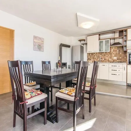וילה Amazing With Outdoor Swimming Pool