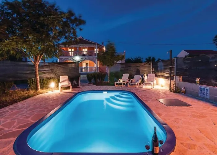 Amazing With Outdoor Swimming Pool * Stankovci (Zadar)